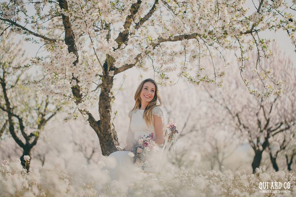 Postboda almendros en flor