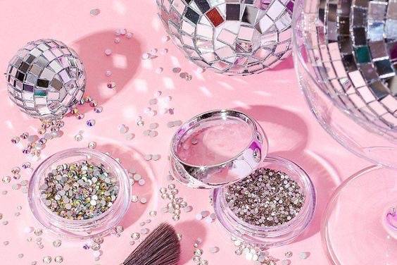 Glitter bar