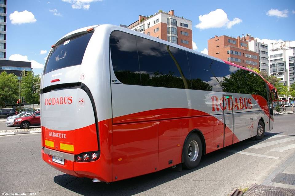 Bus de 57 plazas
