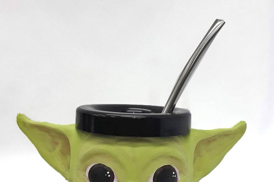 Mate con forma baby Yoda