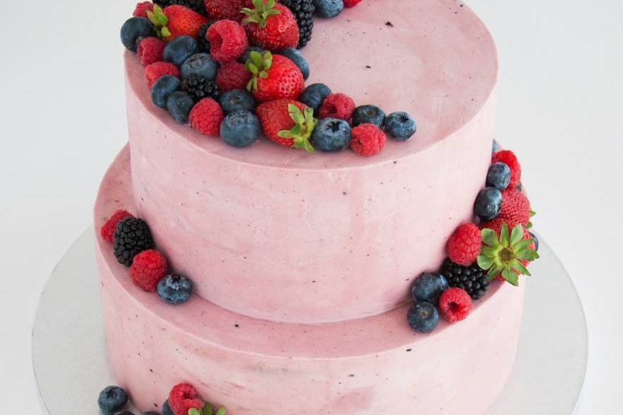 Semi naked cake con frutos roj