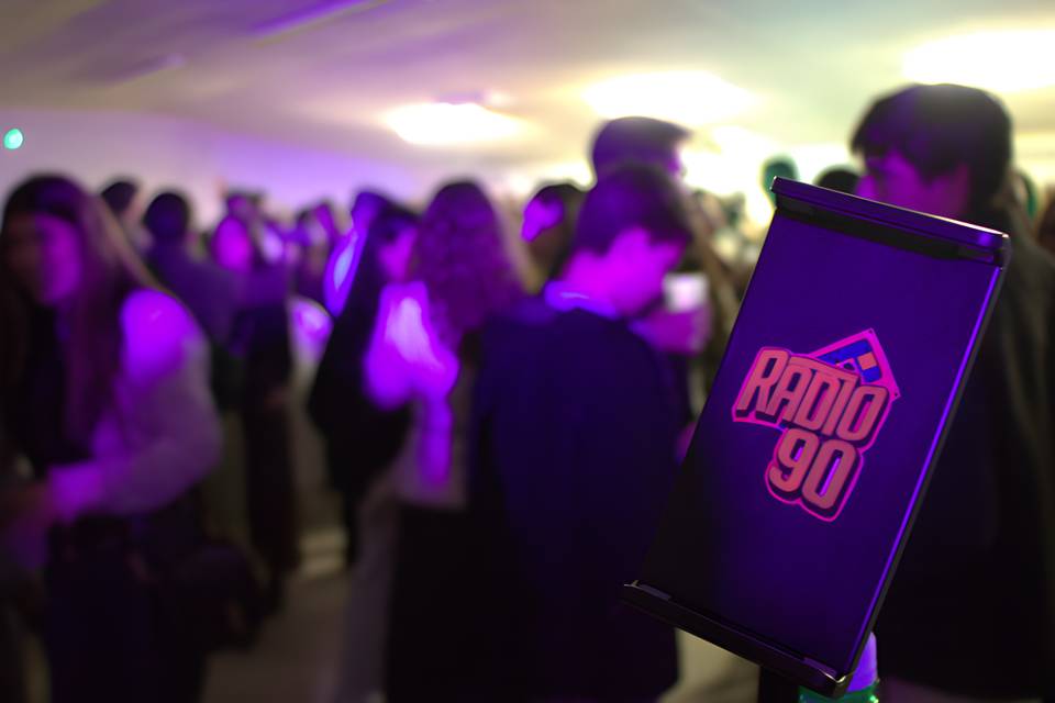 Radio 90