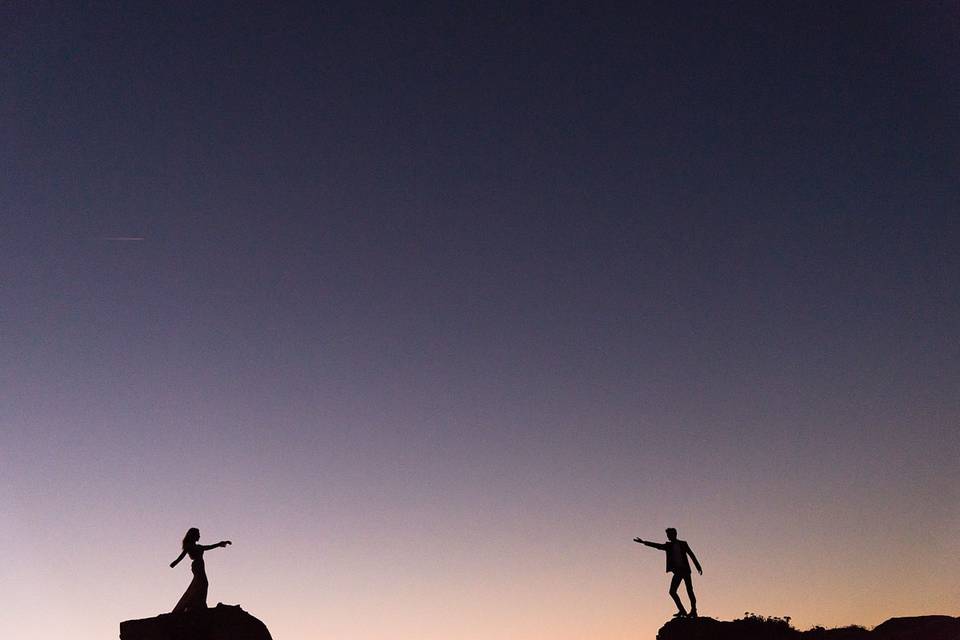 Novios al atardecer