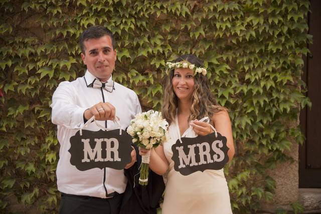 Mr & Mrs