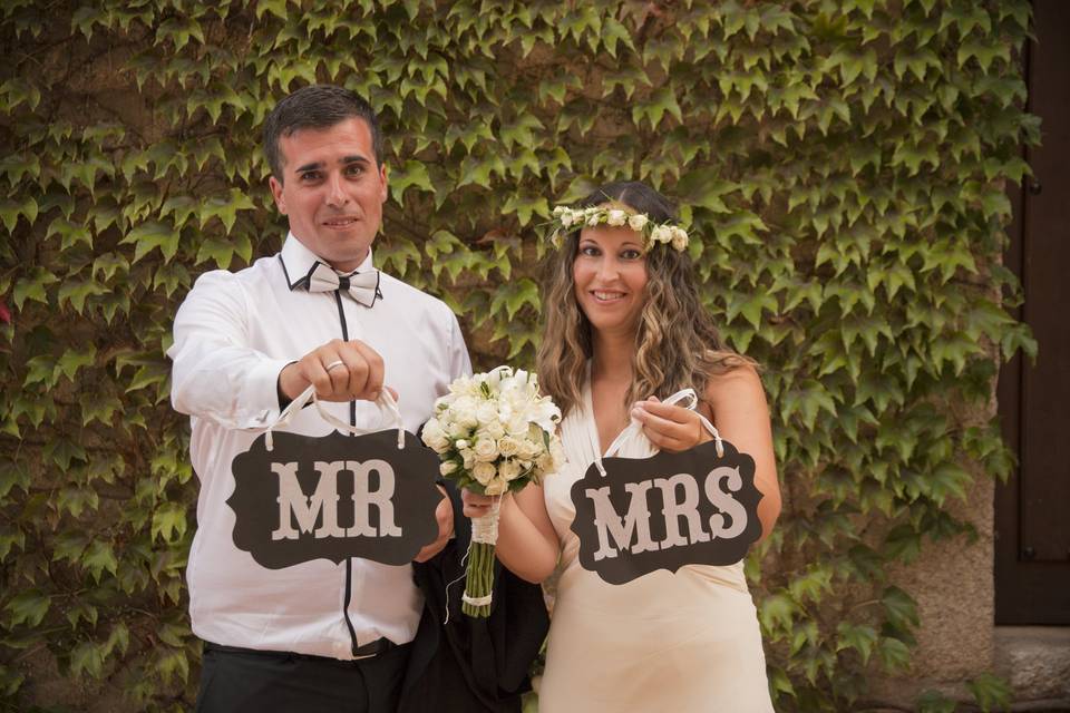 Mr & Mrs