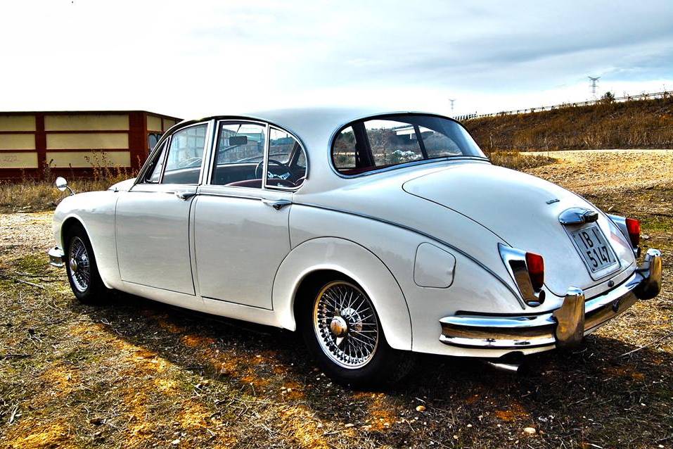 Jaguar MKII 62