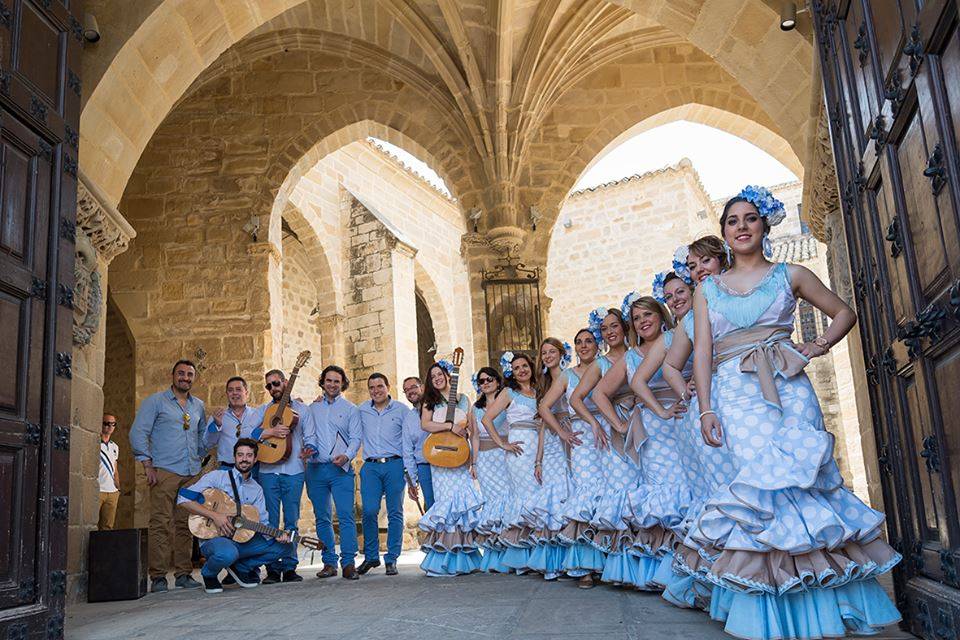 A la espera de los novios