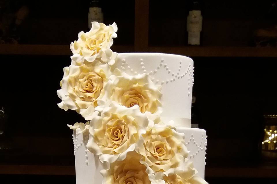 Tarta cascada de rosas