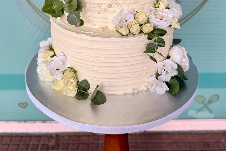 Tarta rústica  blanca