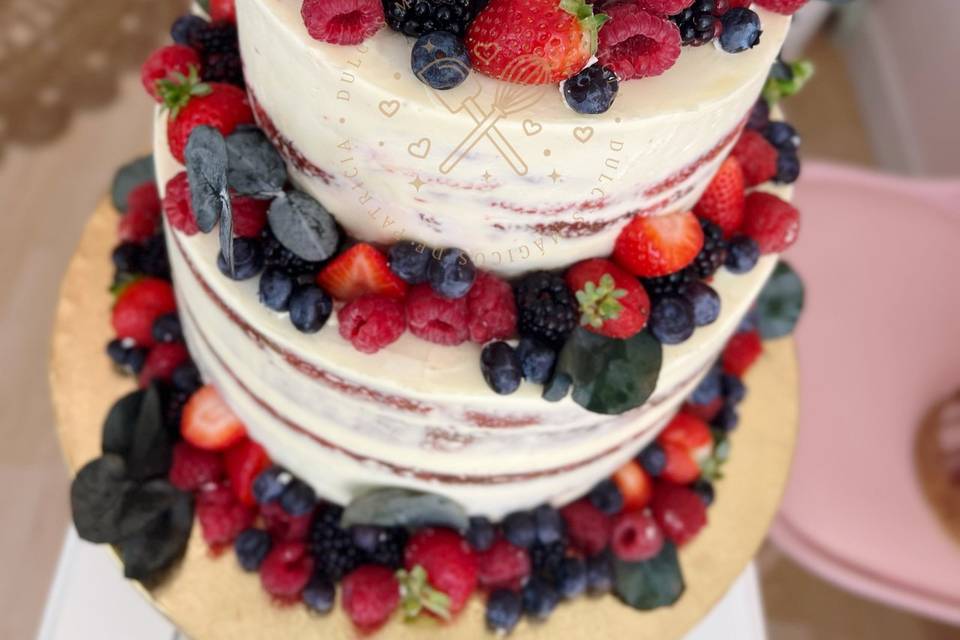 Tarta boda frutos