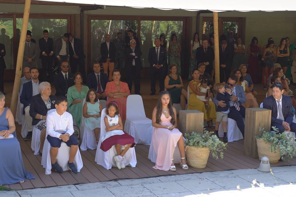 Invitados en ceremonia