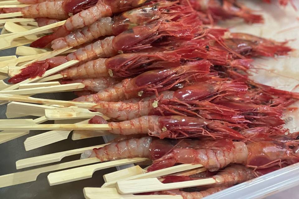 Brocheta de gamba roja