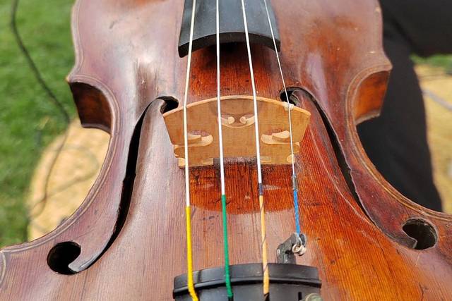 Violín al aire libre
