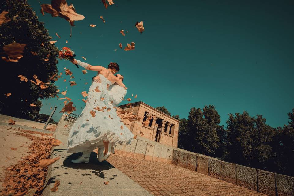 Novios en templo de debod