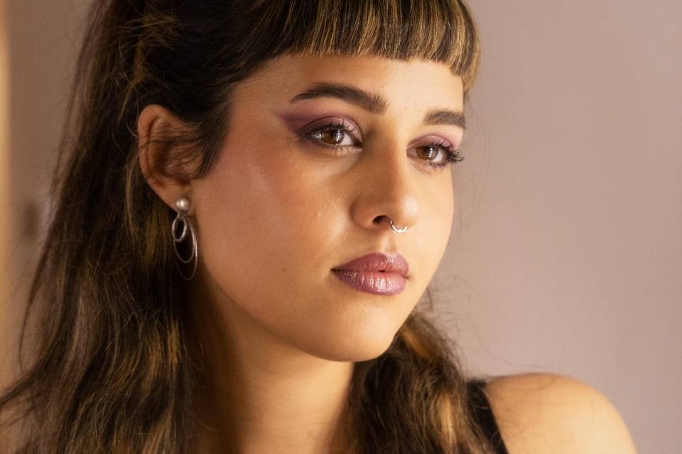 Maquillaje Eyeliner Gráfico
