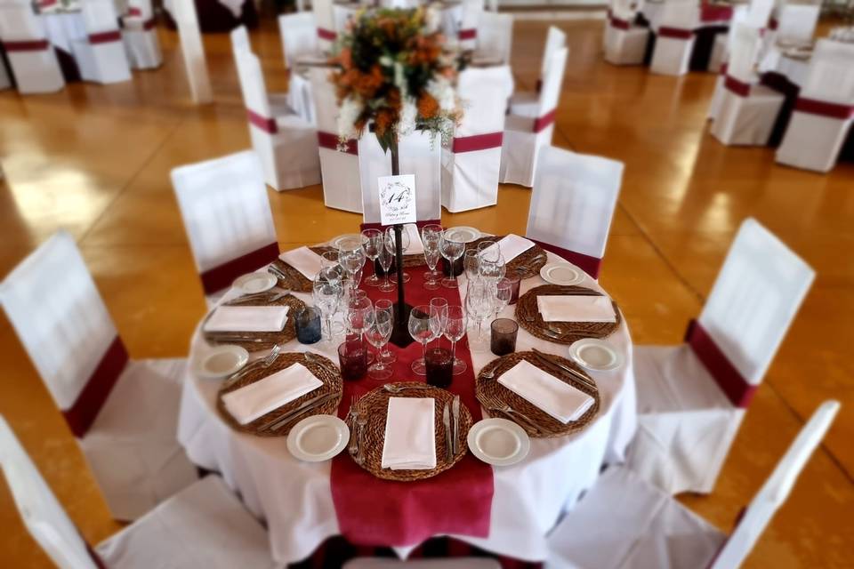 Invitados Salón