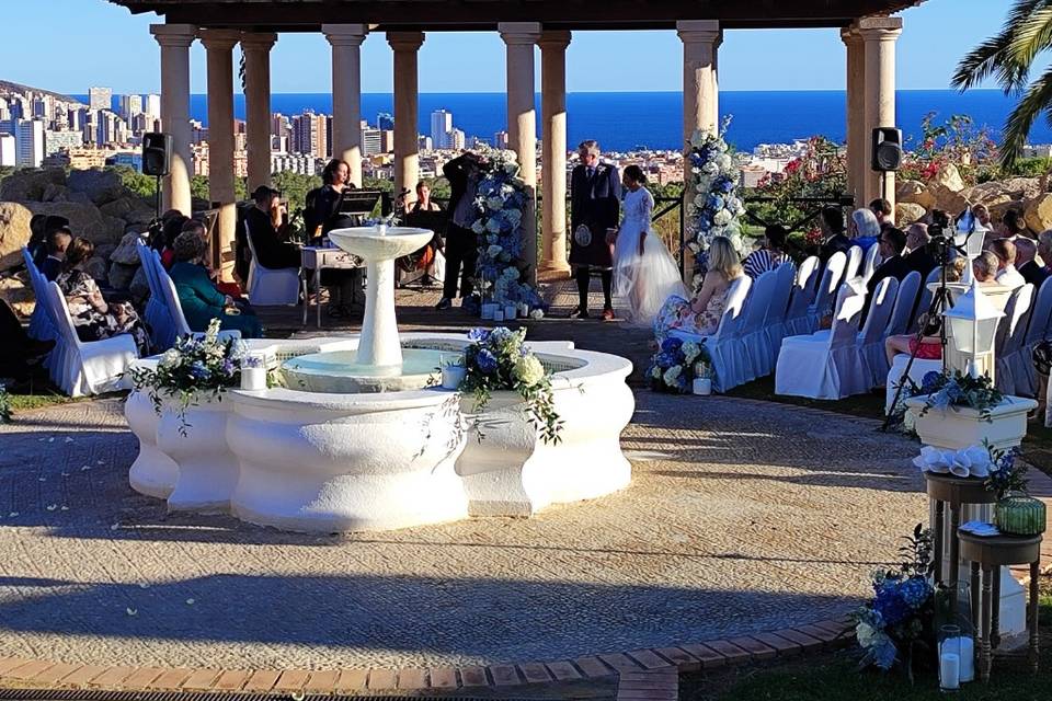 Boda M.j & C