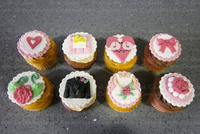 El Gato con Cupcakes