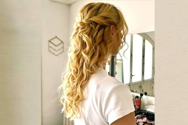 Semirecogido con ondas