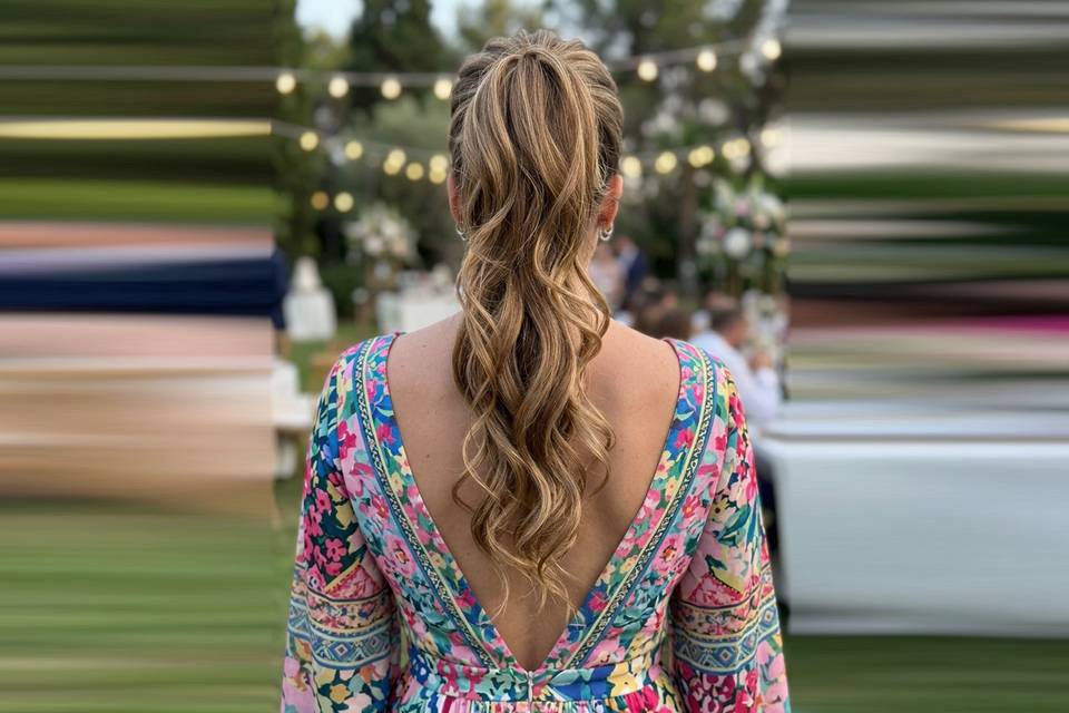 Coleta ondas para invitada