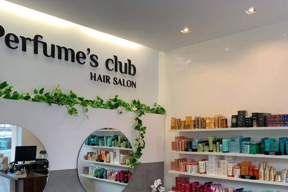 Hair Salon Perfume's Club