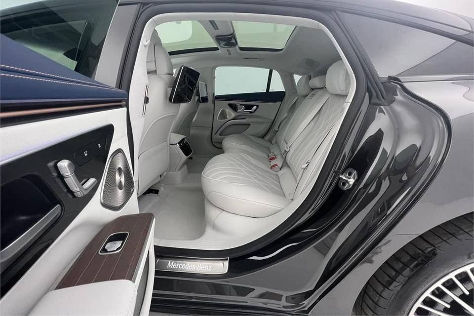 Eqs interior