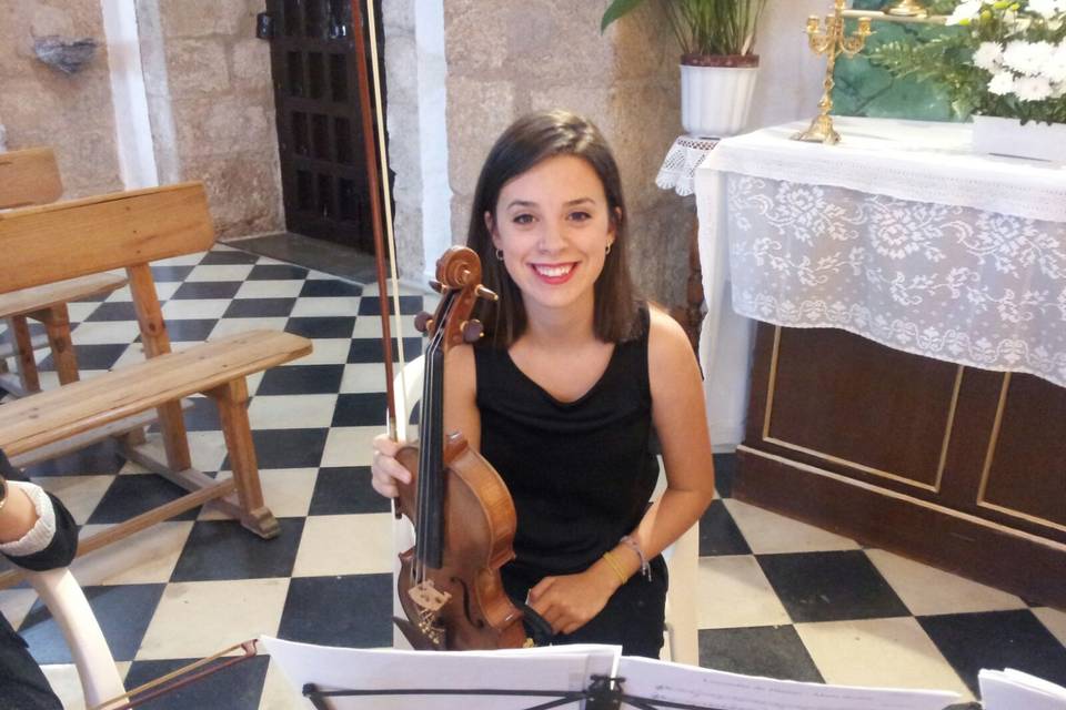 Violín II