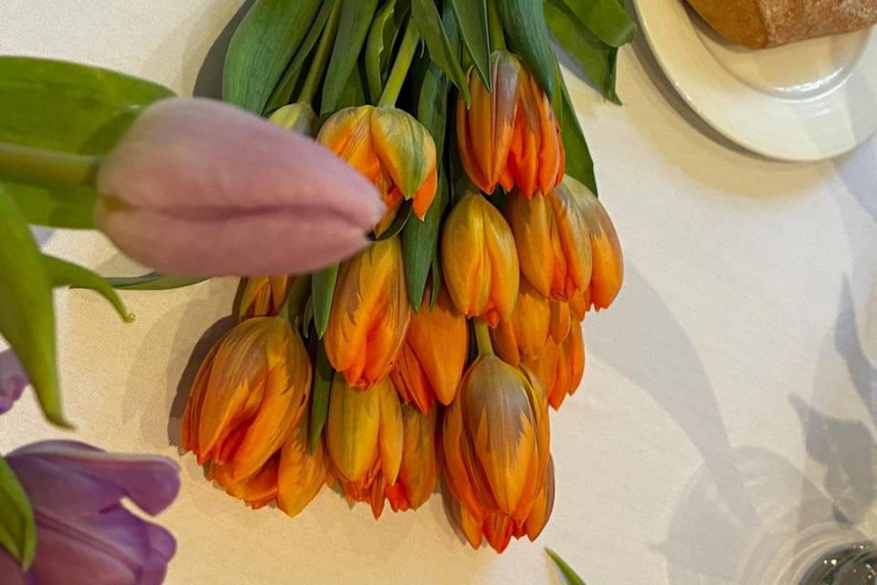Ramo de novia de tulipanes