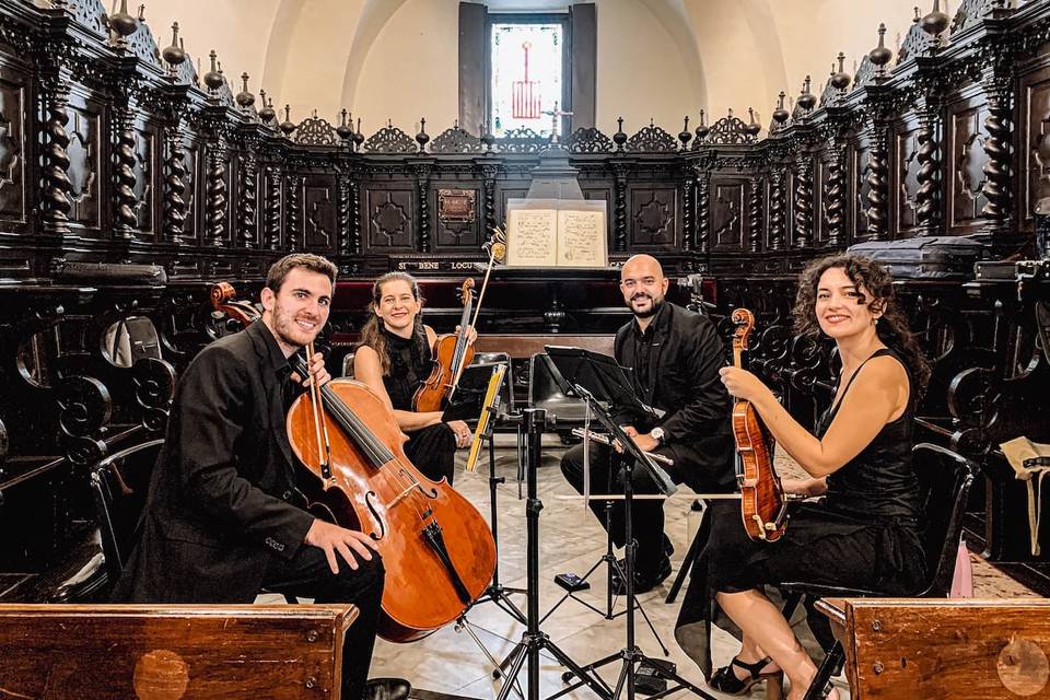 Cuarteto de cuerda y viento