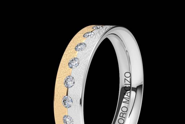 Alianza bicolor con diamantes