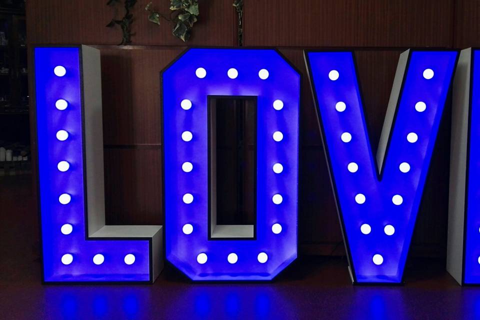 Letras Love 1,20 cm