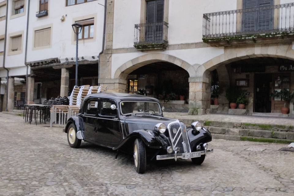 Citroën 11 negro