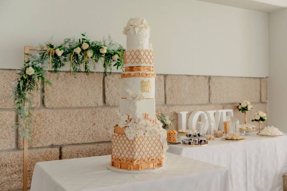 Tarta nupcial estilo barroca