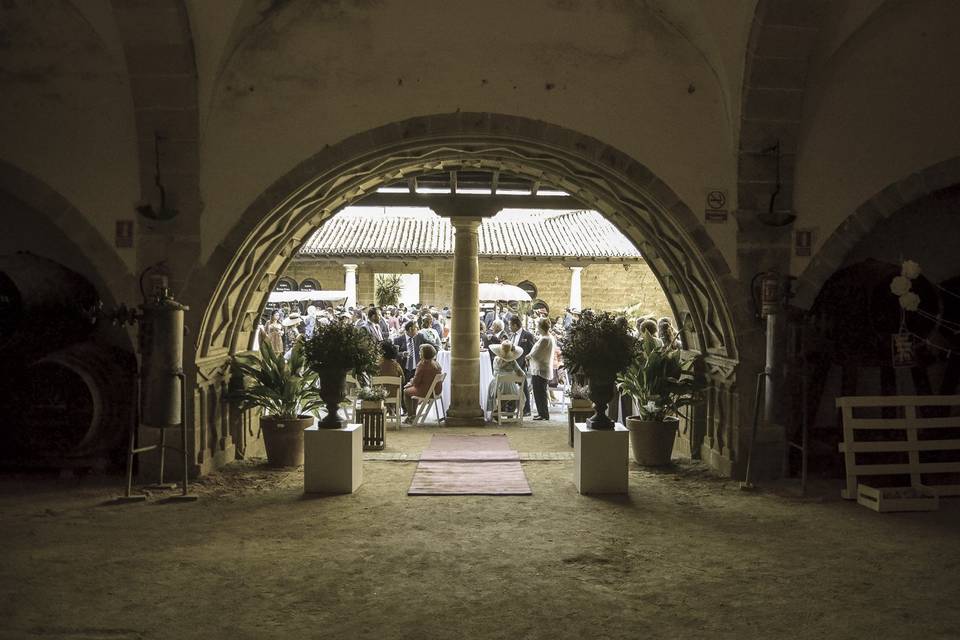 Montaje de banquete de boda