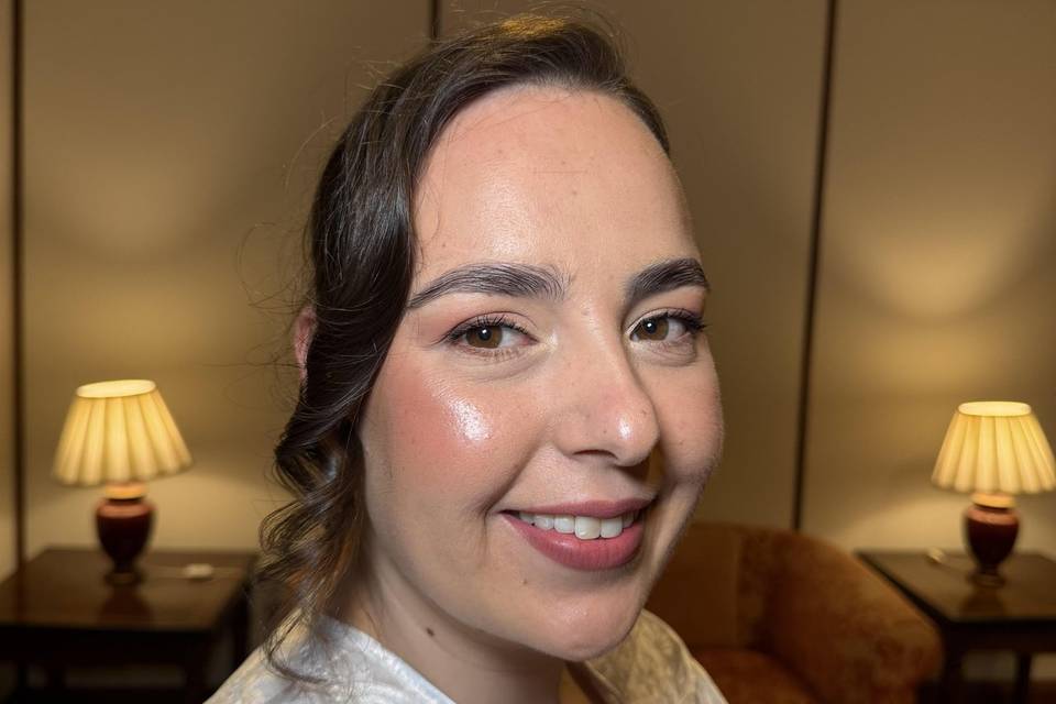 Maquillaje profesional novia