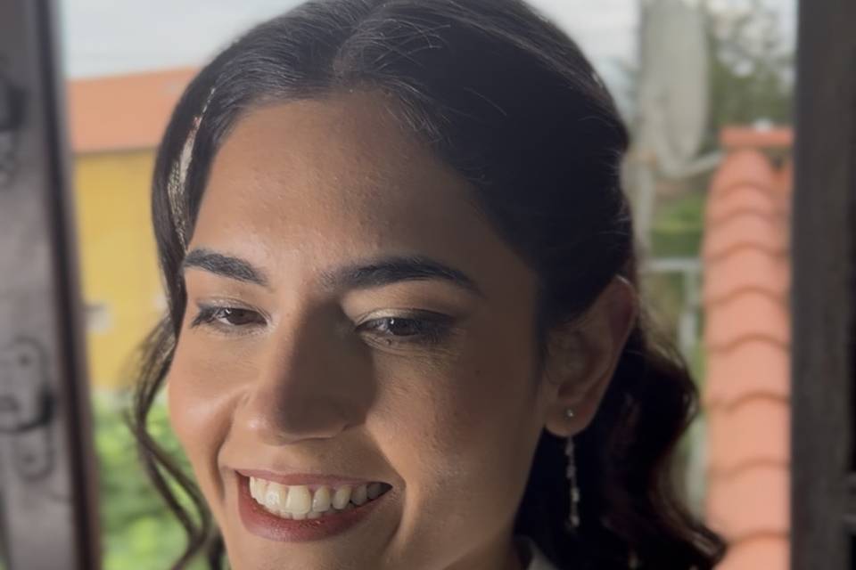Maquillaje y peinado novia