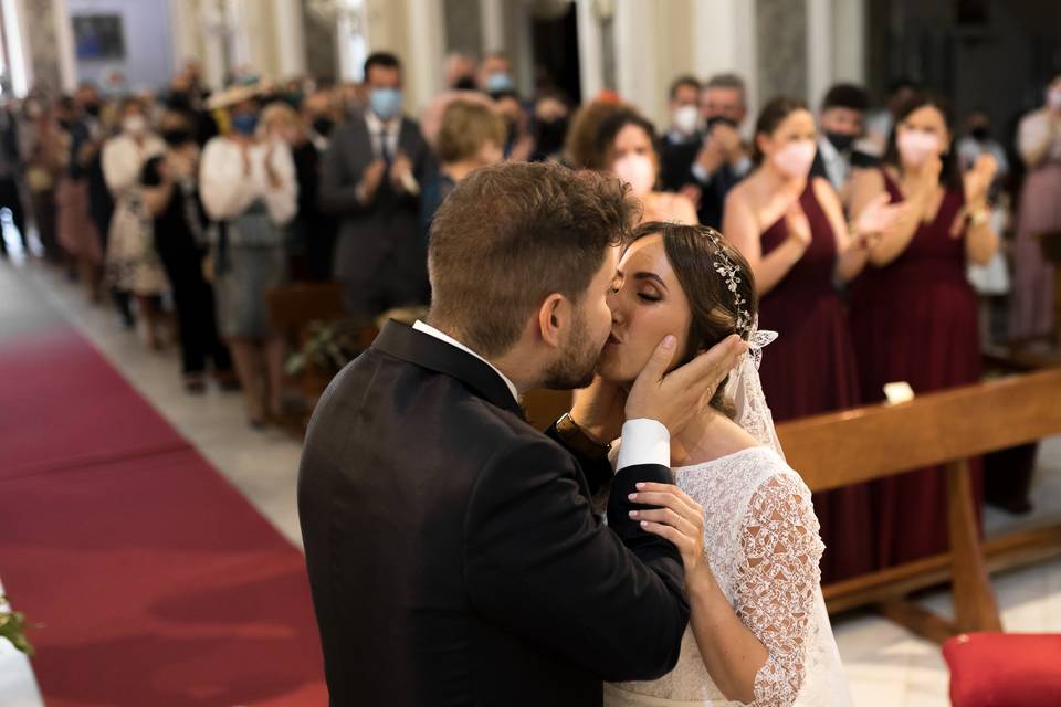 Beso de María y Andrés