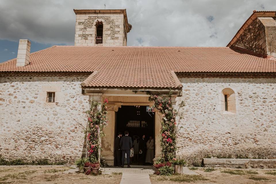 Arco de entrada a la iglesia