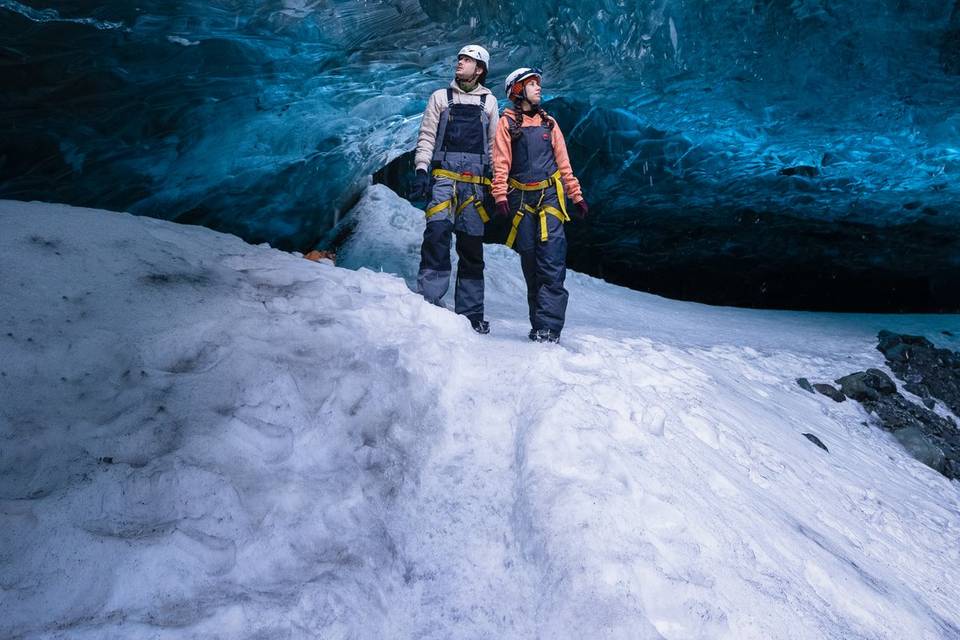 Cueva de hielo en Islandia