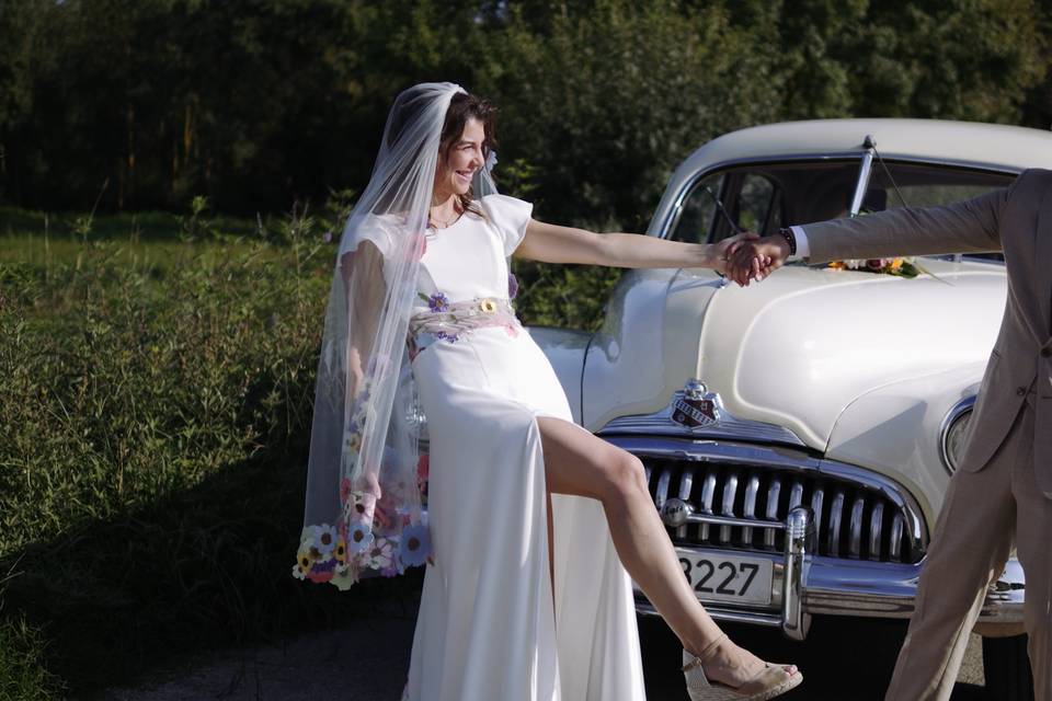 Sesión de pareja con coche