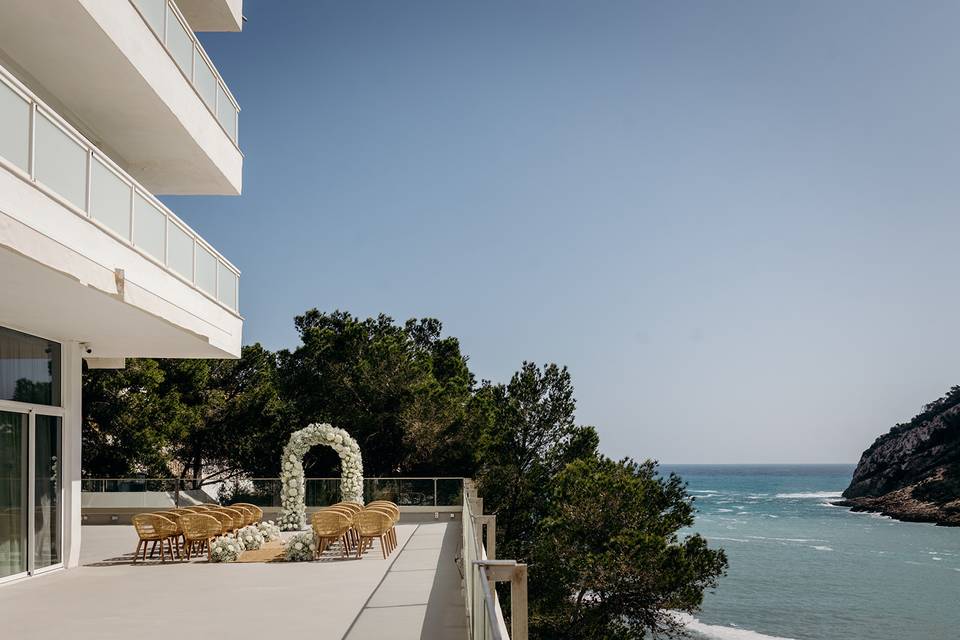 Sun & Moon Terrace