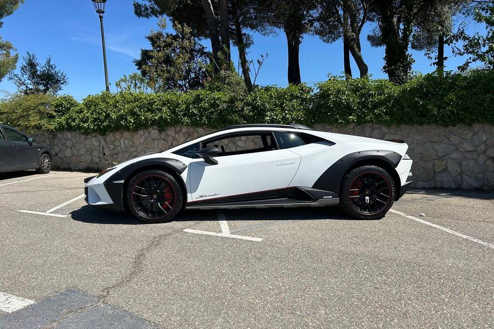 Lamborghini Huracan Sterrato