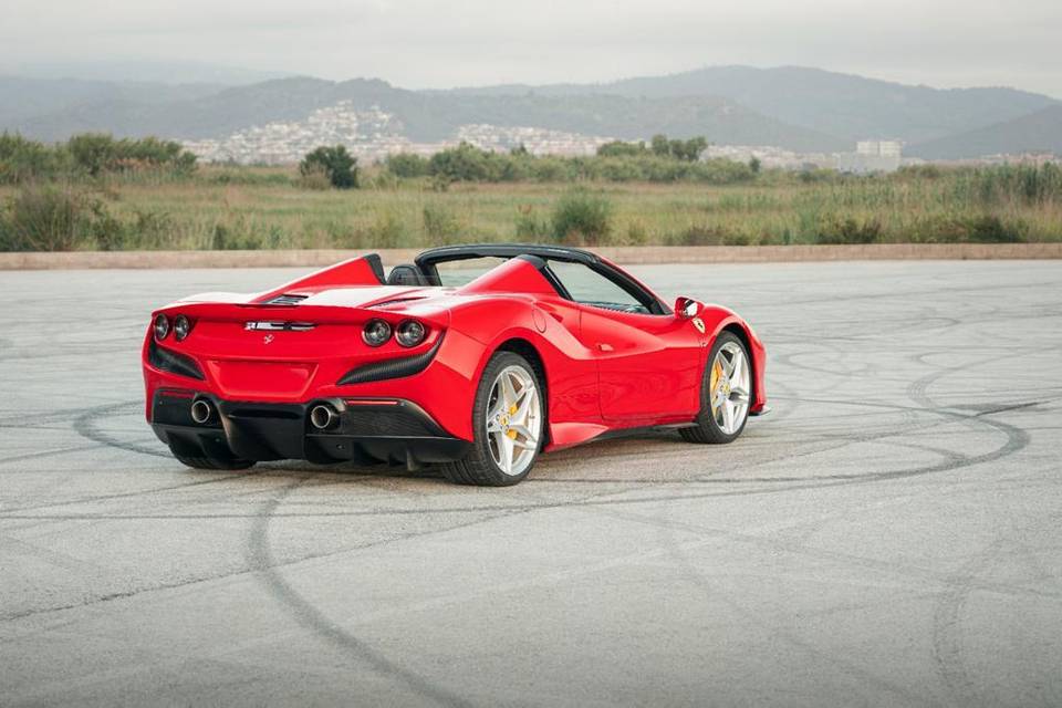 Ferrari F8 Spider