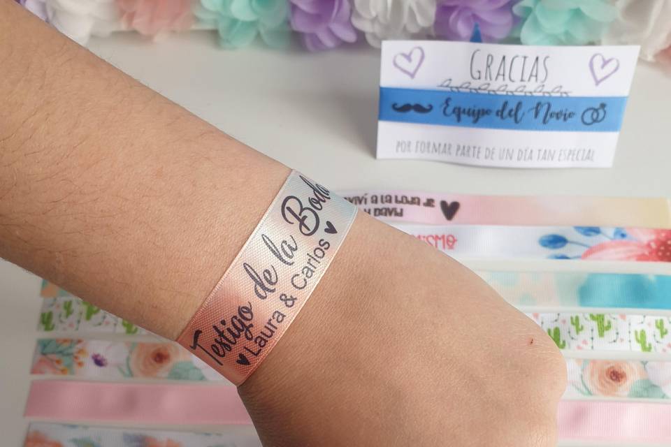 Pulseras de tela