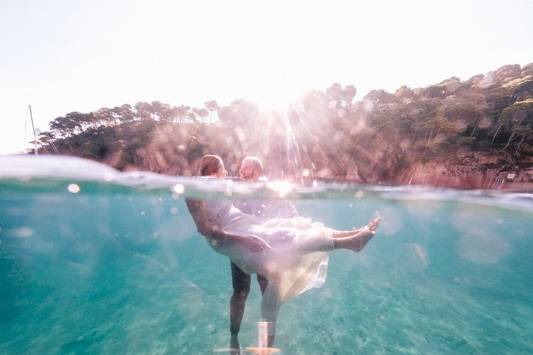 Postboda bajo el mar