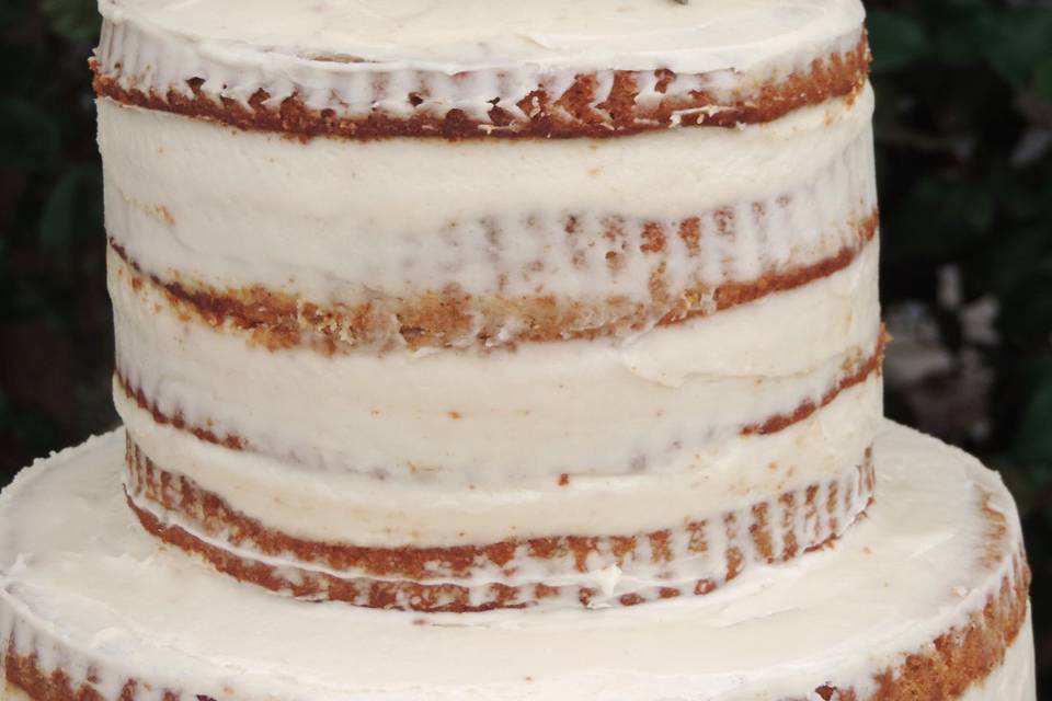 Naked cake