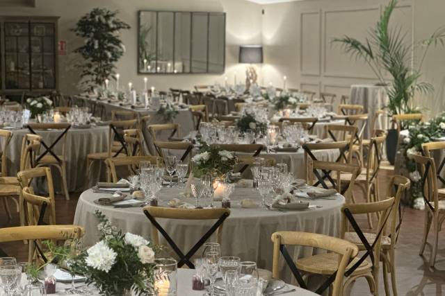 Montaje Salón Mityana