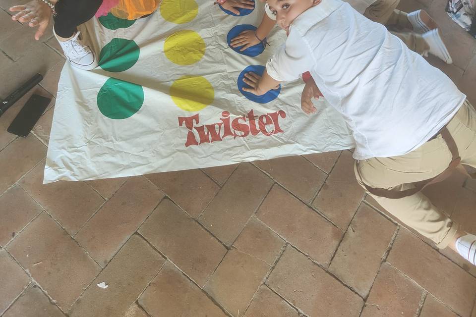 Juegos el twister