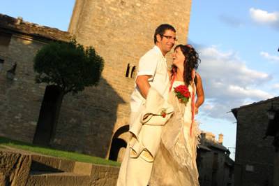 Detalle de las manos de los novios