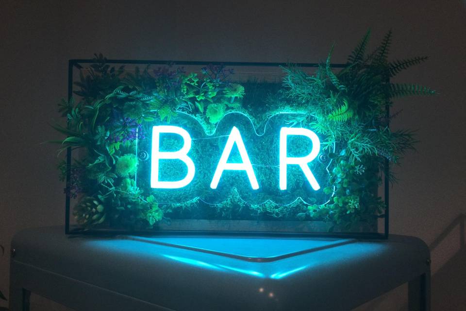 Bar, jardín de sobre mesa